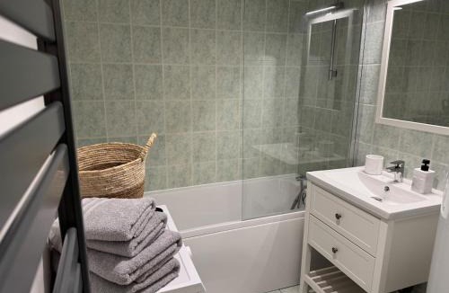 Port-Saint-Louis-du-Rhone Apartment | Chez Ti Loulou