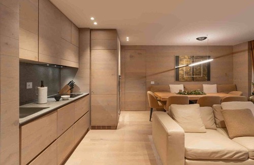 Palu Condo | Chic 2 Bedroom condo in Madonna di Campiglio W/Hot tub & Sauna. PET FREE ZONE!
