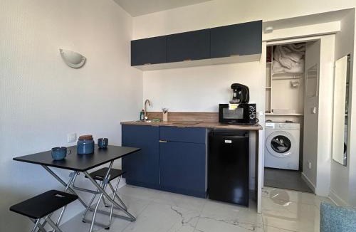 Carnot Apartment | Chris charming studio in Cannes
