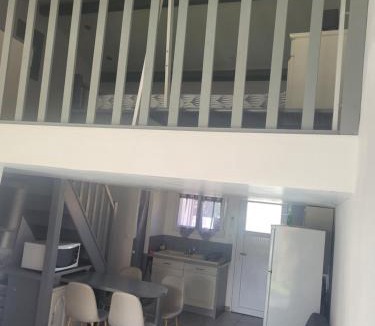 Pomerols Apartment | Cocon familial très calme parking privé