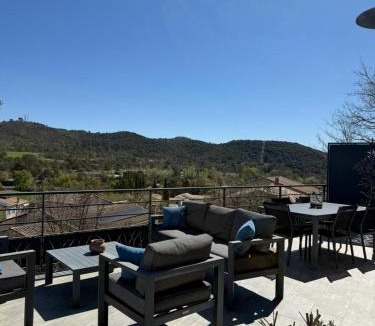 Greoux-les-Bains Apartment | Coeur de Provence, 1 er étage