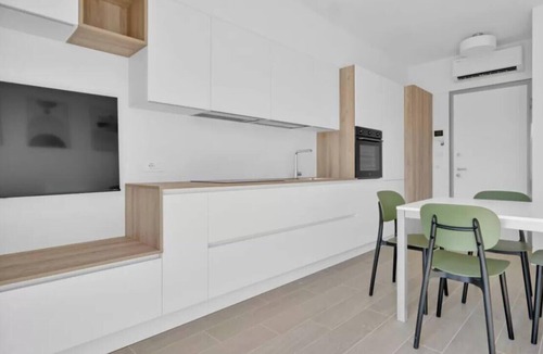 Greco Apartment | [COM44] Historic Milan: Bright Apartment