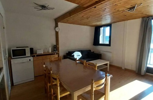 Reallon Apartment | Comete Residence - T3 of 8 duplex beds at the foot of the slopes