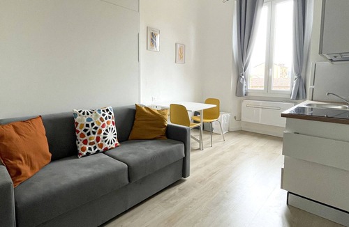 Lorenteggio Apartment | Comfortable and bright studio apartment.