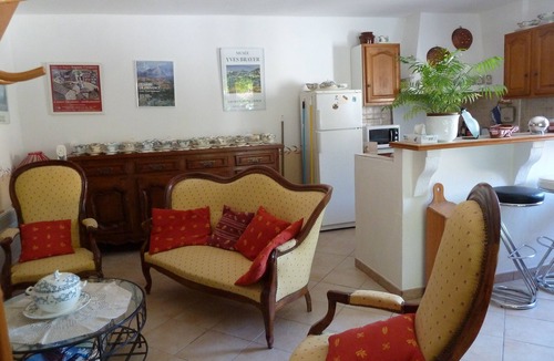 Saint-Andiol Apartment | comfortable apartments near many tourist spots