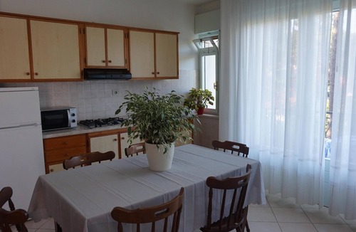 Lignano Pineta Apartment | Comfortable 3 bedrooms near the sea