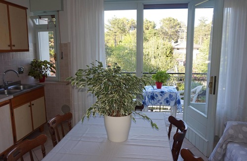 Lignano Pineta Apartment | Comfortable 3 bedrooms near the sea