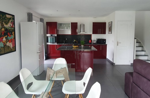 Aigues-Vives Villa | Comfortable, unoverlooked villa with large swimming pool and view of the garrigue