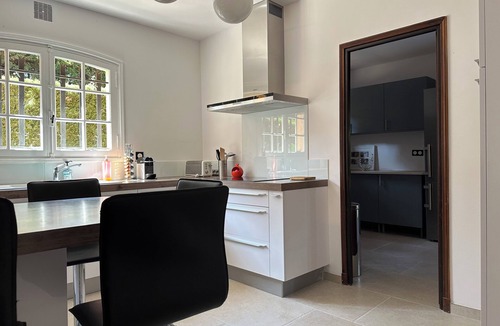 Boulouris-sur-Mer House | Completely renovated villa near sea swimming pool 4 air-conditioned bedrooms sleeps 10