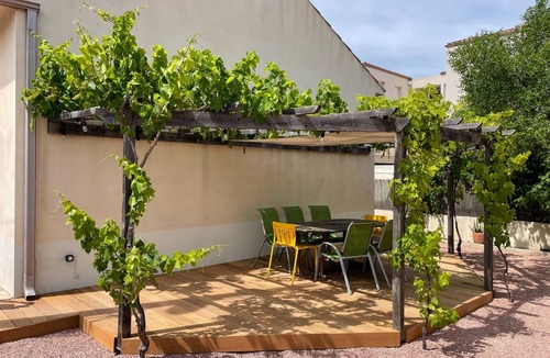 Valras-Plage Villa | Completely renovated fisherman's house with garden near the port.