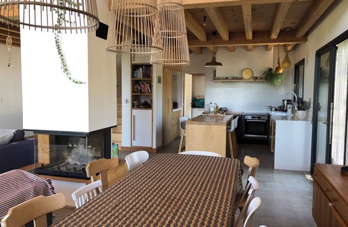 Puy-Saint-Eusebe Ski Chalet | Contemporary chalet on the heights of Lake Serre-ponçon