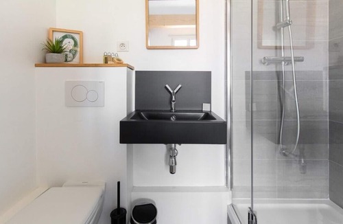 Carnot House | Contemporary House Downtown