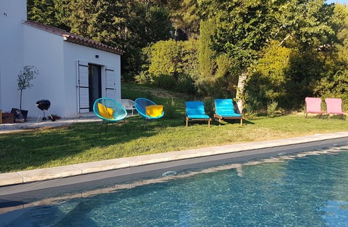 Bouc-Bel-Air Villa | CONTEMPORARY PROVENCAL MAS WITH SWIMMING POOL 11m
