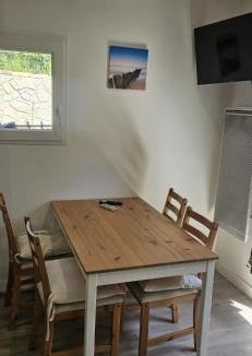 Saint-Maximin-la-Sainte-Baume Apartment | cosy studio