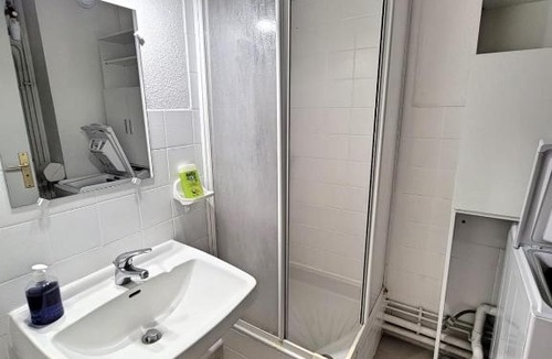 La Madrague Apartment | Cosy 20m With Balcony Near The Beaches