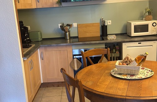 Chateauroux-les-Alpes Apartment | Cosy apartment under vaulted ceiling-6 people- Le Secret d'Adèle