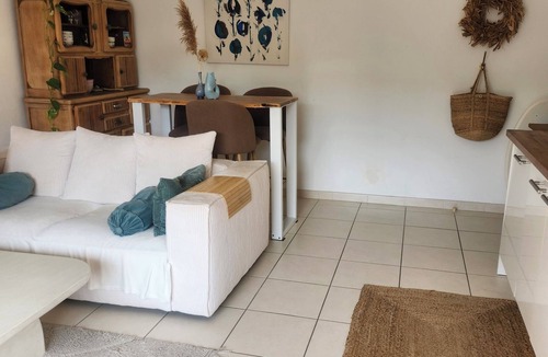 Costieres Apartment | Cosy apartment close to town center