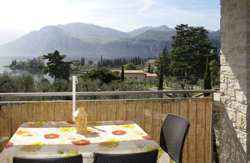 Val di Sogno Apartment | Cosy apartment for 3 guests with WIFI, TV, balcony and pets allowed