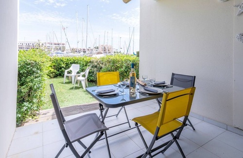 Port Cogolin Apartment | Cosy apartment for 4 guests with WIFI, A/C, TV, terrace, pets allowed and parking