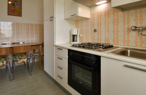 Vesta Apartment | Cosy apartment for 6 guests with WIFI, TV, balcony and pets allowed