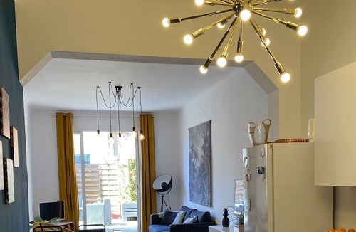 Baille Apartment | Cosy apartment with 50m2 terrace in town center.