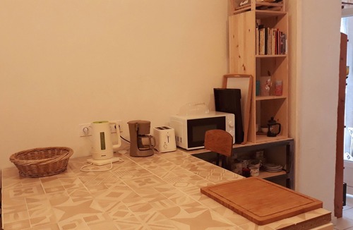 Sigean Apartment | Cosy apartment with backdoor terrace, ideal for families