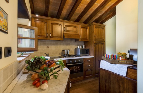 Cortona House | Cosy cottage with large private pool and perfectly mantained garden - 2-BR