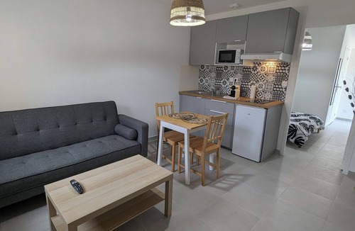 Rognac Bed & Breakfast | Cosy little apartment in Provence, ideal for a long romantic weekend.