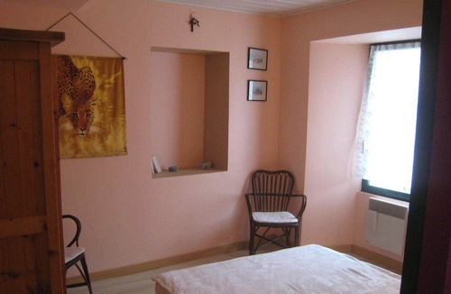 Saint-Paul-sur-Ubaye Apartment | Cottage in the heart of nature Ubaye