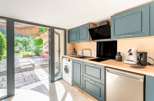 Apt Apartment | Cottage with Pool at the Foot of the Vineyards in the Luberon – Maison Marvic Laurier T2