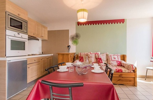 Briancon Apartment | Cozy 2-Room Apartment for 4-6, Near Prorel Cable Car, South-Facing Balcony, Ski Locker
