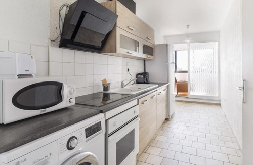 Estanove Apartment | Cozy 2br w/ AC and balcony in the Grand M district of Montpellier - Welkeys