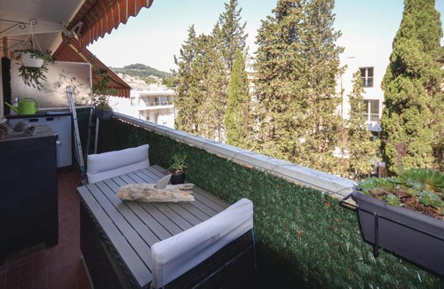 Vallauris Apartment | Cozy Apartment In Vallauris With Swimming Pool