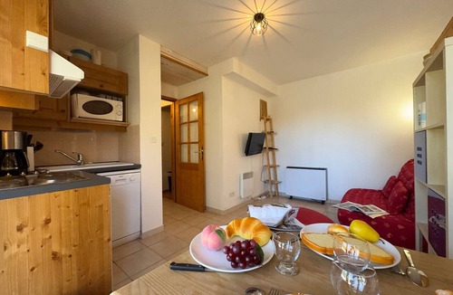 Vars Apartment | Cozy Apartment in Vars - Pets Allowed