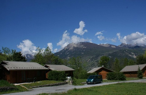 Guillestre Ski Chalet | Cozy chalet with terrace in Guillestre