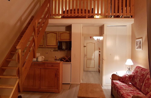 Enchastrayes Apartment | Cozy duplex between the Sauze and Super Sauze ski resorts