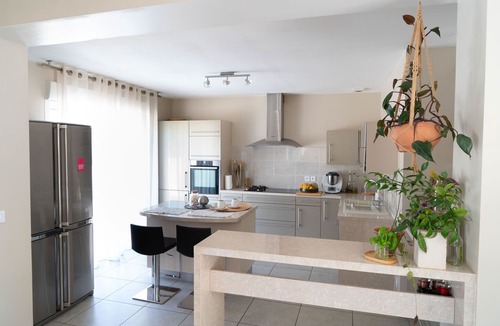 Plan-d'Aups-Sainte-Baume Villa | 🌞 Cozy Family Villa with Nature & Pool - SPECIAL SUMMER 2026 OFFER