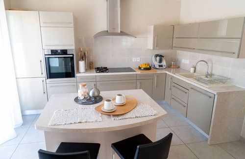 Plan-d'Aups-Sainte-Baume Villa | 🌞 Cozy Family Villa with Nature & Pool - SPECIAL SUMMER 2026 OFFER