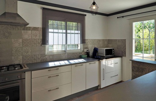 Eyragues House | Cozy home in Eyragues