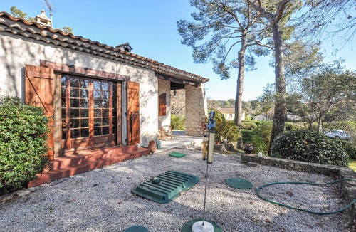 Roquefort-les-Pins House | Cozy home in Roquefort-les-Pins