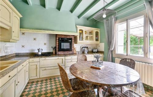 Vallabregues House | Cozy Home In Vallabrègues