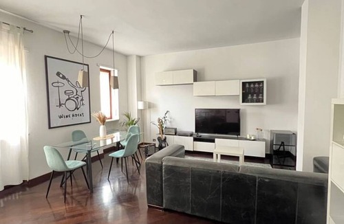Regio Parco Apartment | Cozy modern one-bedroom apartment 15 minutes from the heart of Turin