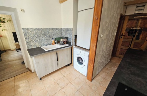 Auribeau Apartment | Cozy one-bedroom apartment in the heart of the Luberon