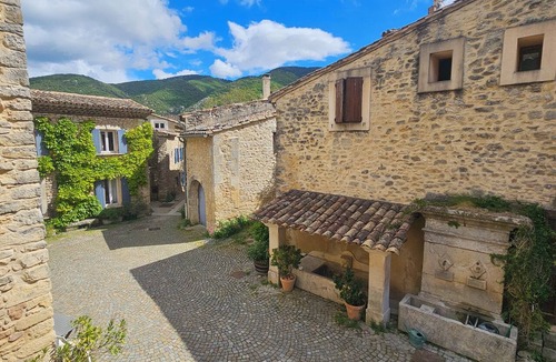 Auribeau Apartment | Cozy one-bedroom apartment in the heart of the Luberon