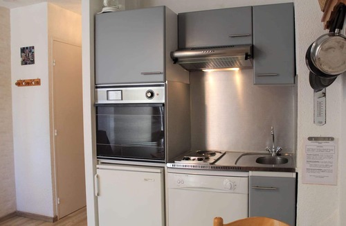 Les Claux Apartment | Cozy studio at the foot of the slopes in Vars