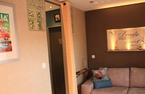 Carnoux-en-Provence Villa | Cozy studio, new for 2 people with private terrace.