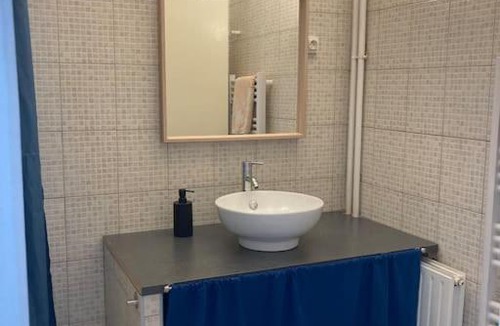 Sud Apartment | Cozy Studio with balcony and free parking