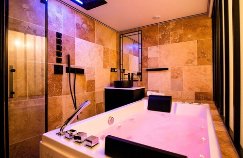 Croix-d'Argent Apartment | Cristalys Loveroom & Spa