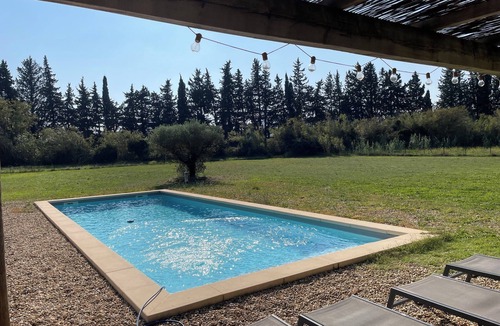 Eygalieres House | Detached house in the countryside not overlooked private swimming pool large garden