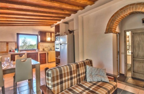 Castellina in Chianti House | detached villa with private pool and garden